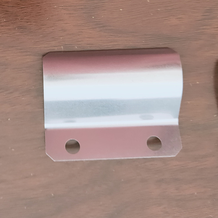 具有良好工藝性的彎曲形衝壓件要具備一定（dìng）的形狀